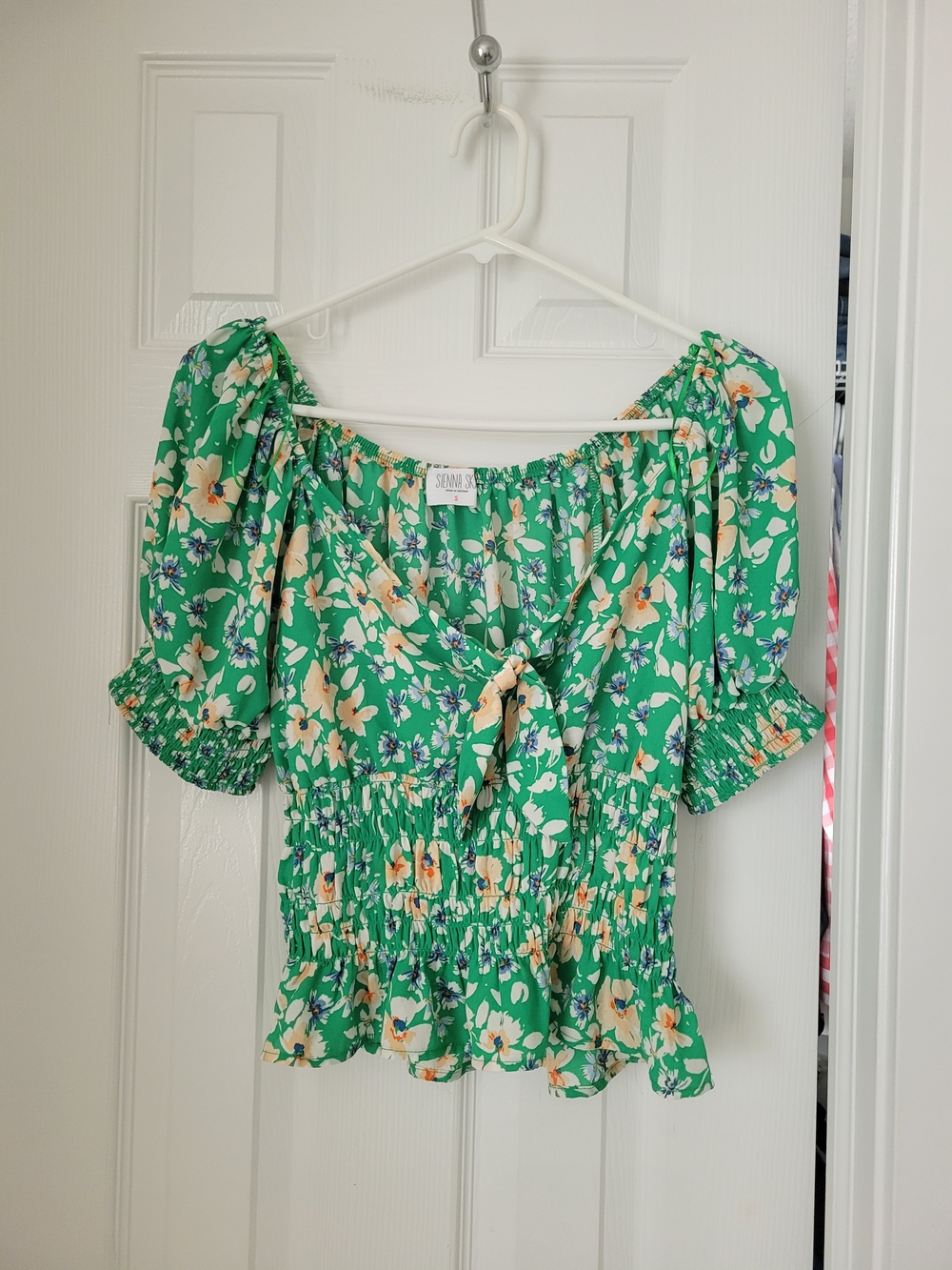 Sienna Sky Green Floral Tie-Front Smocked Peasant Blouse Size S